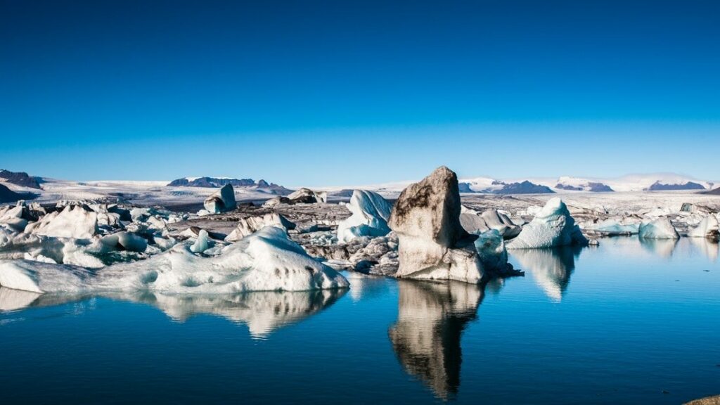 傑古沙龍冰河湖